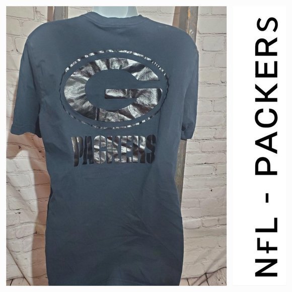 Greenbay Packers Short Sleeve Medium Shirt NFL Game Day - Picture 1 of 4